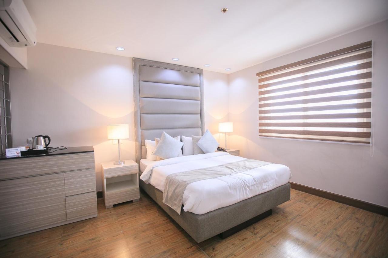 La Maja Rica Hotel Tarlac City Ngoại thất bức ảnh